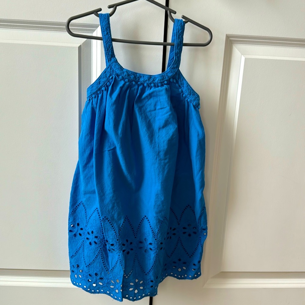 Girls dress.